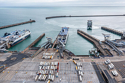 A trading port